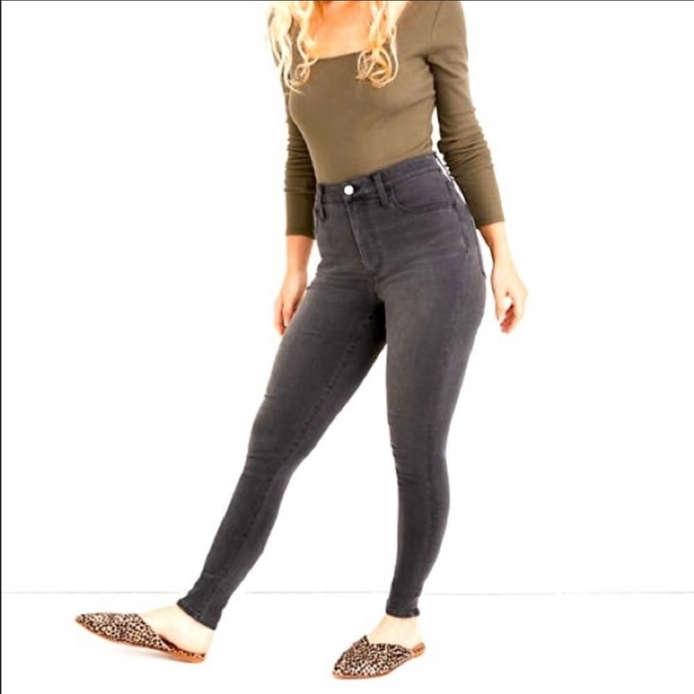 Madewell 9" High Riser Skinny Grey Jeans